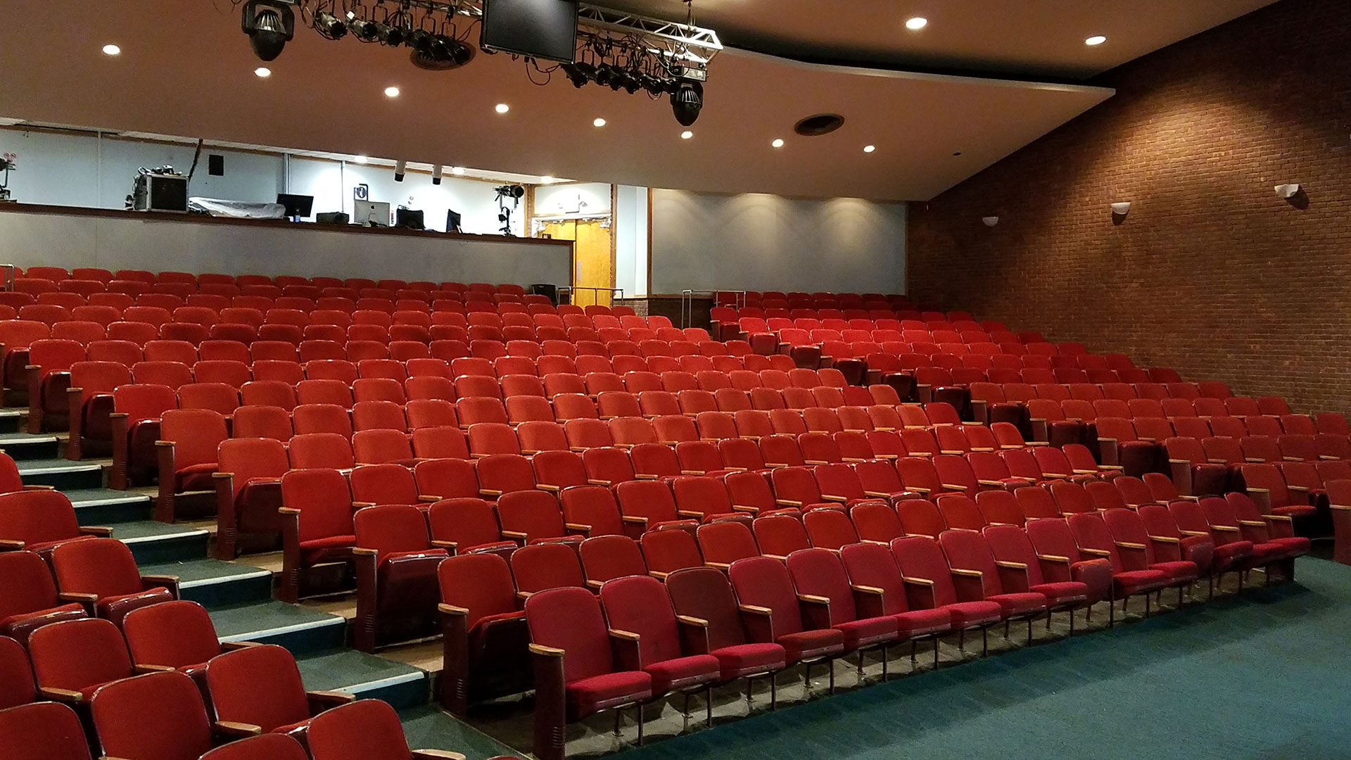 Theatre/Performing Arts Center